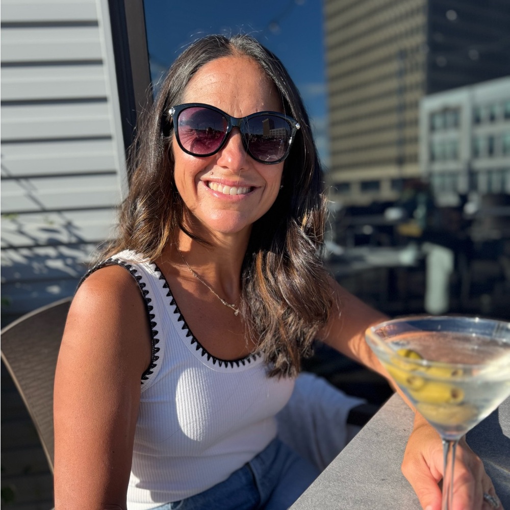 Meet your Posher, Andrea